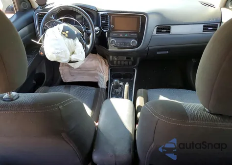 2017 Mitsubishi Outlander Se z USA, uszkodzony, nr VIN JA4AD3A30HZ028059